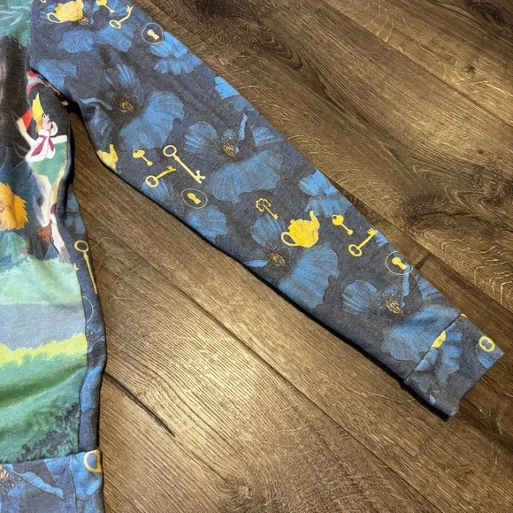 Disney Alice in Wonderland Print Long Sleeve - Picture 3 of 8